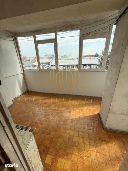 Apartament cu 3 camere decomandat în Obor