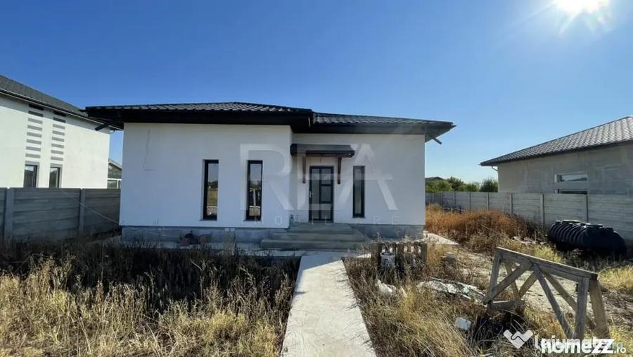 Casă cu 3 camere cu Teren 500 Mp în Central