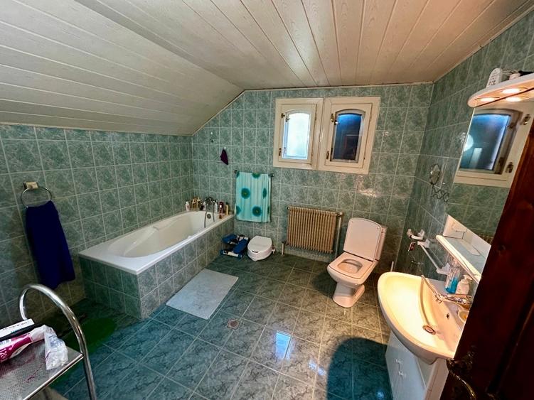Casă individuală cu 5 camere cu Teren 840 Mp în Nord-Vest