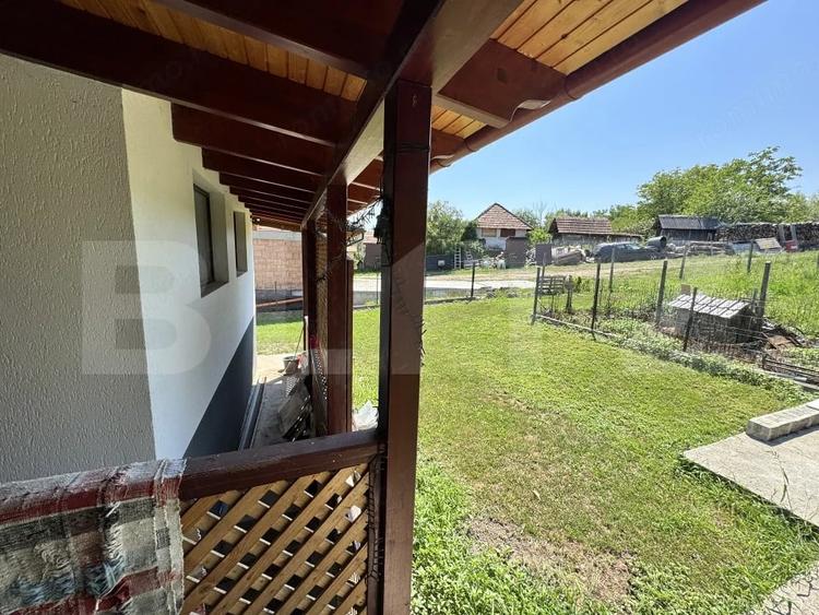 Casă cu Teren 2800 Mp în Guruslău
