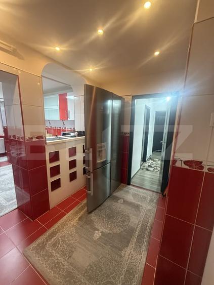Apartament 3 camere, 70 mp, etaj 1- zona Micro 3 - 9