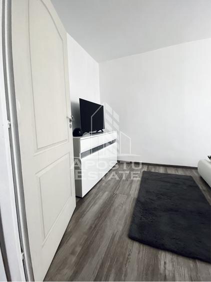 Apartament cu 2 camere semidecomandat, mobilat în Lipovei