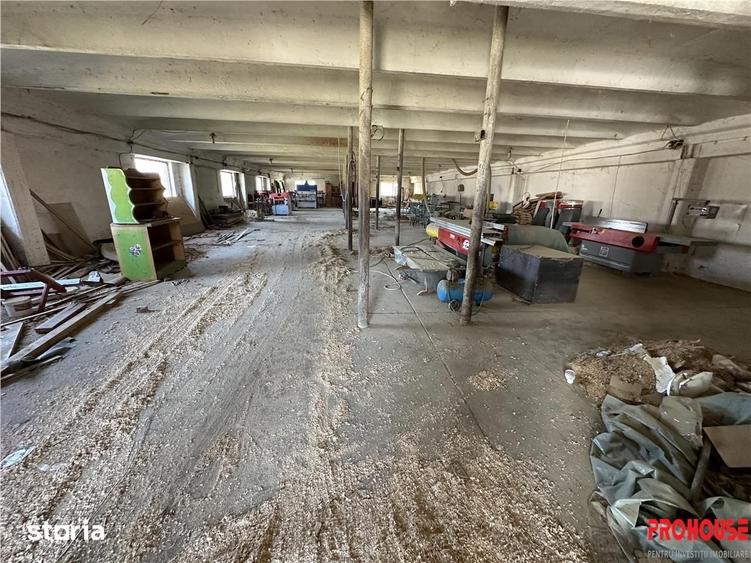 Spațiu comercial, de 400 mp, în Letea Veche