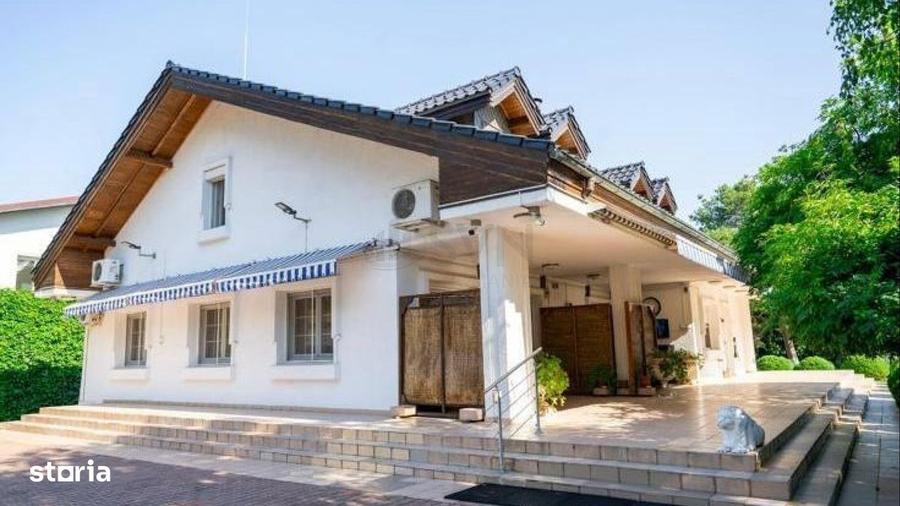 Casă cu 4 camere cu Piscina în Ferme