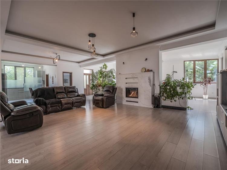 Casă cu 4 camere în Dumbrăveni