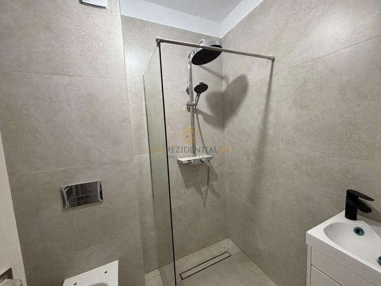 Apartament cu 3 camere decomandat în Vest
