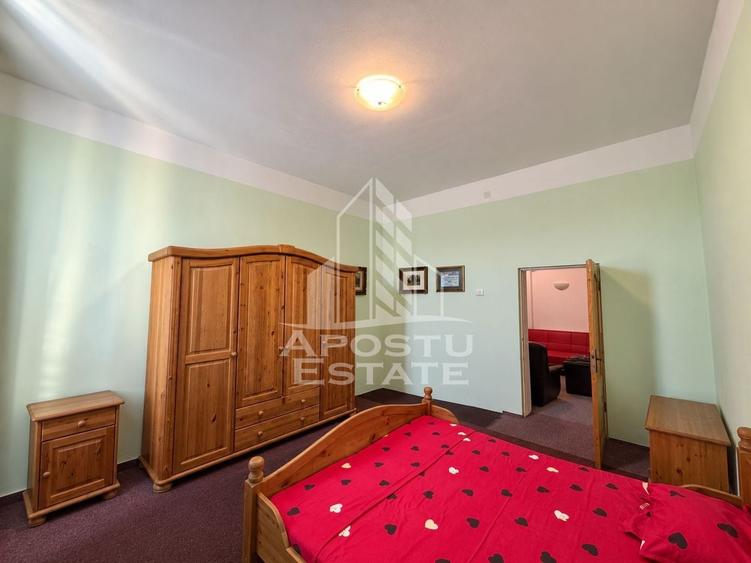 Apartament cu 3 camere semidecomandat, mobilat în Iosefin