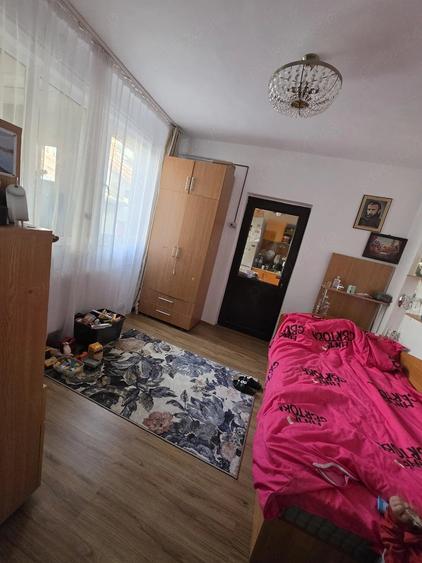 Casă cu 3 camere cu Teren 48 Mp în Poștei - Bucov