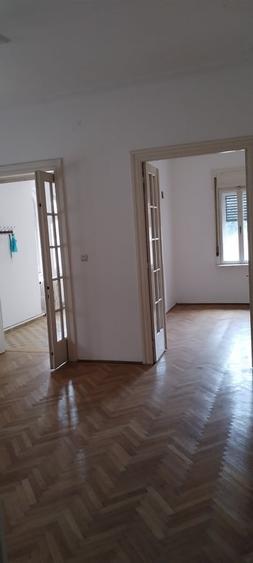 Casă cu 4 camere cu Teren 204 Mp în Floreasca