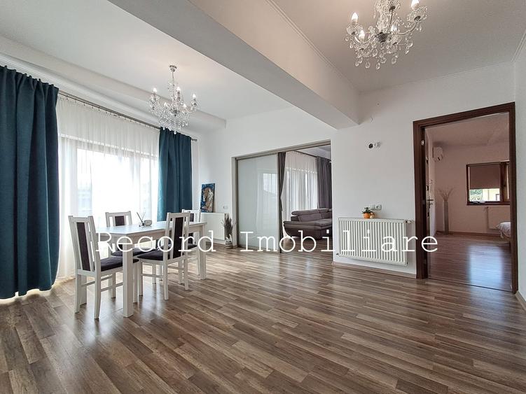 Apartament cu 3 camere semidecomandat în Bună Ziua