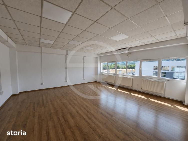 Spațiu comercial, de 130 mp, în Baciu