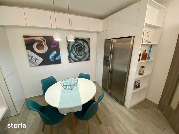 Apartament cu 2 camere decomandat în Craiovița Nouă