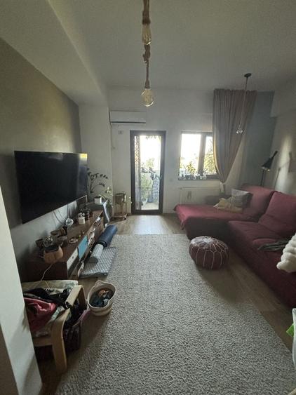 Apartament cu 2 camere decomandat în Sisești