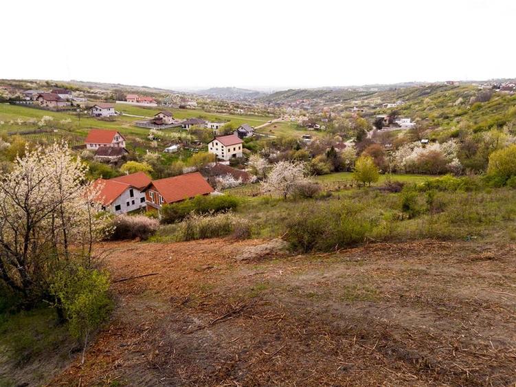 Teren intravilan de 2086 mp, în Dealuri Oradea