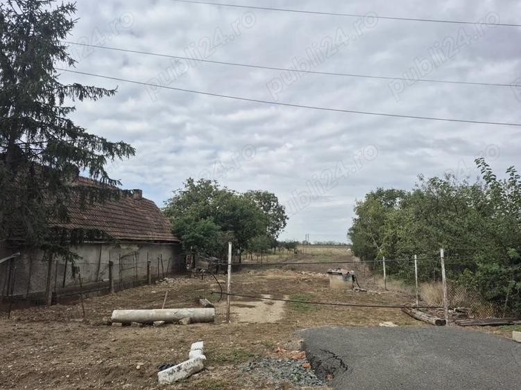 Teren de 719 mp, în Ghioroc