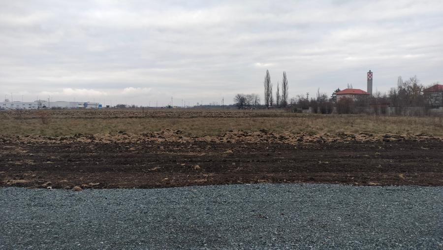 Teren Construcții intravilan de 4310 mp, în Ghiroda