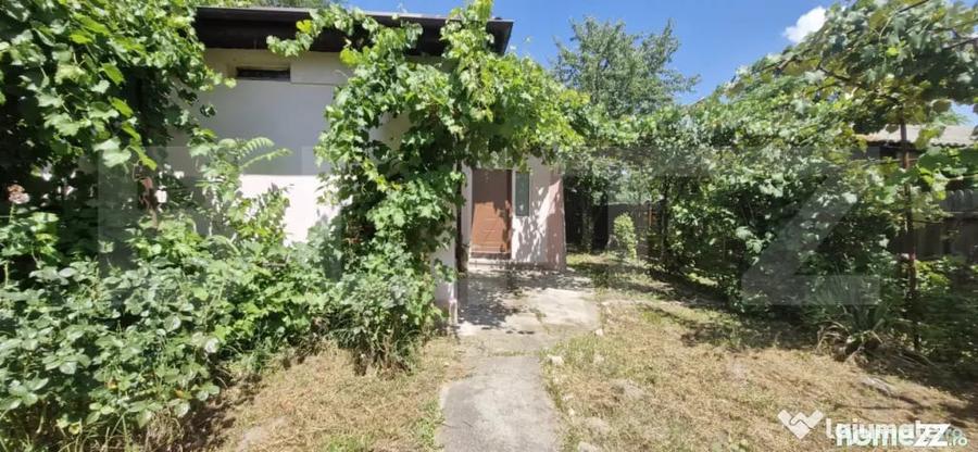 Casă cu 3 camere cu Teren 1150 Mp în Central