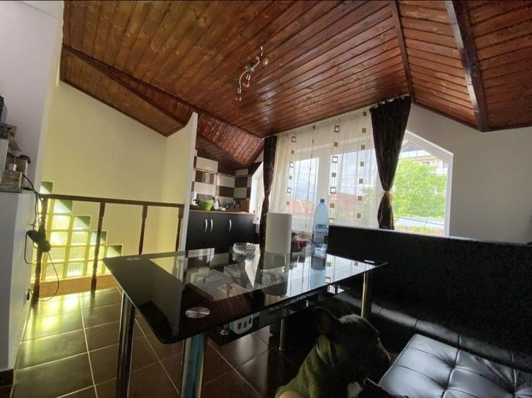 Casă cu 3 camere în Central
