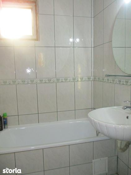 Apartament cu 3 camere decomandat în Drumul Taberei — fotografia 3