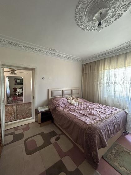 Casă cu 4 camere în Vasile Alecsandri