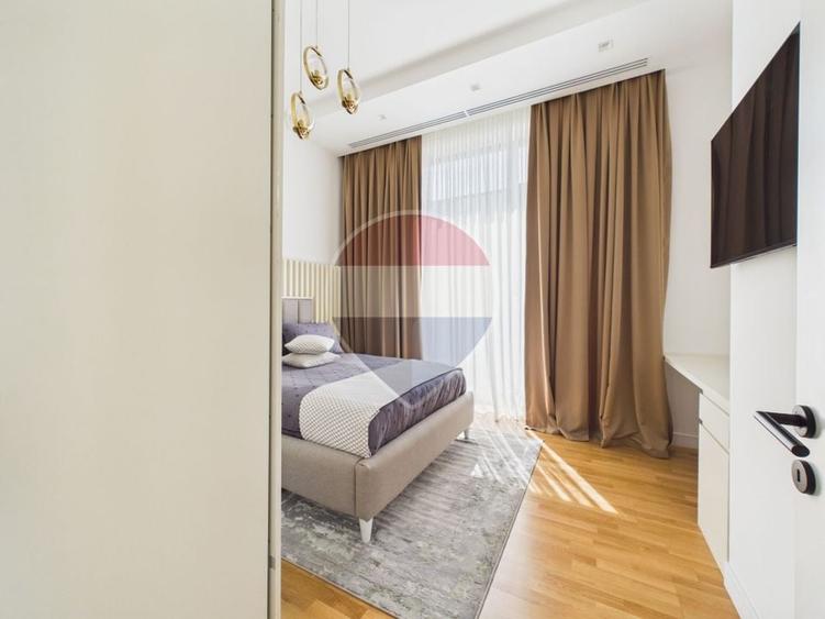 Casă individuală cu 4 camere cu Piscina în Niculești