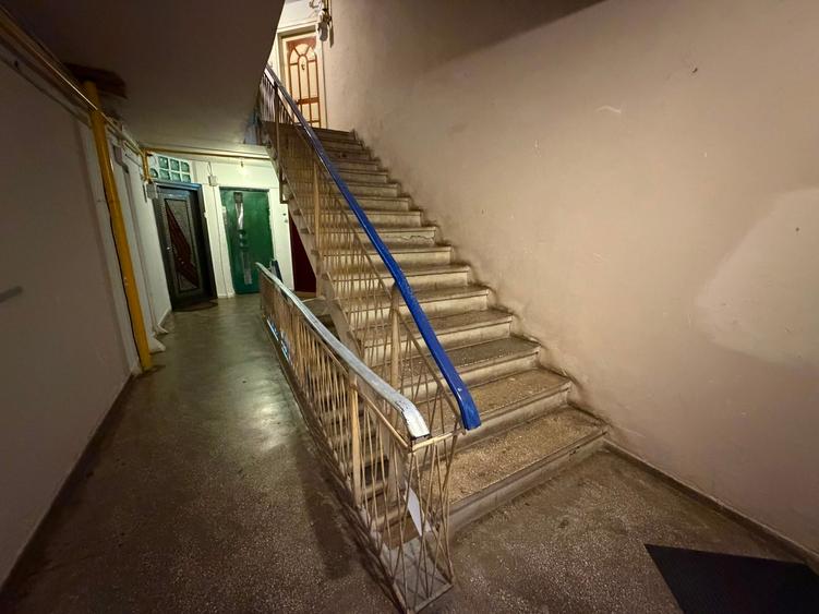 1 Decembrie 1918 3 Camere Decomandat Renovat Bloc 1977 Reabilitat 5 Min Metrou - 15