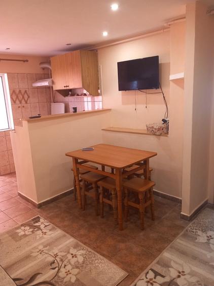 Apartament cu 2 camere decomandat în Aradului