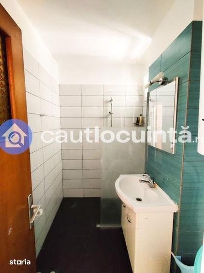 Apartament cu 3 camere decomandat în Dristor