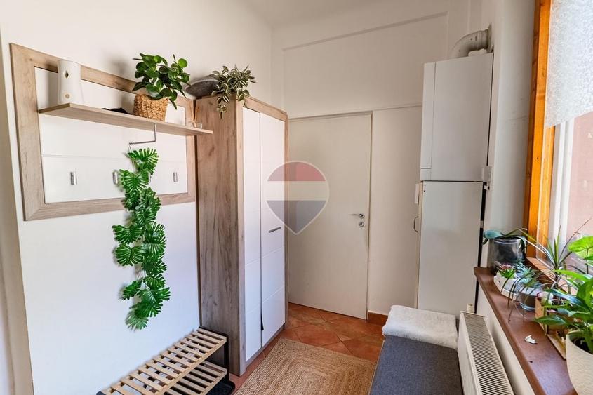 Duplex cu 3 camere cu Teren 500 Mp în Central