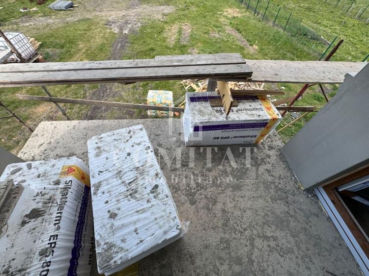 Casă individuală cu 5 camere cu Canalizare în Juc-Herghelie