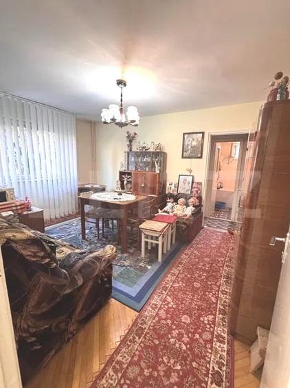 Apartament cu 2 camere semidecomandat, mobilat în Electroprecizia