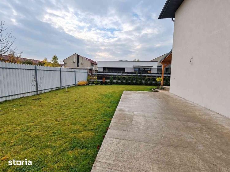 Casă cu 4 camere cu Teren 300 Mp în Tărlungeni