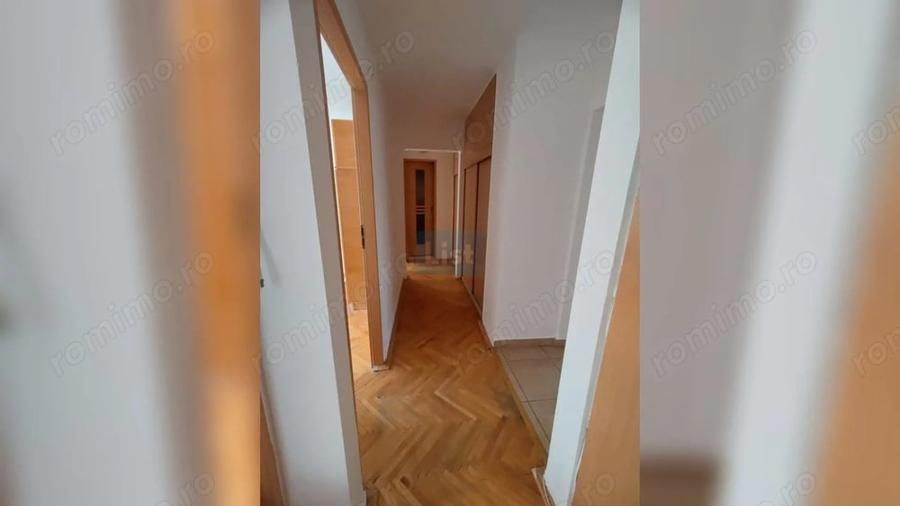 FARA COMISION! 4CAMERE, 2 bai, etajul 2/4, bd.Nicolae Titulescu - 2