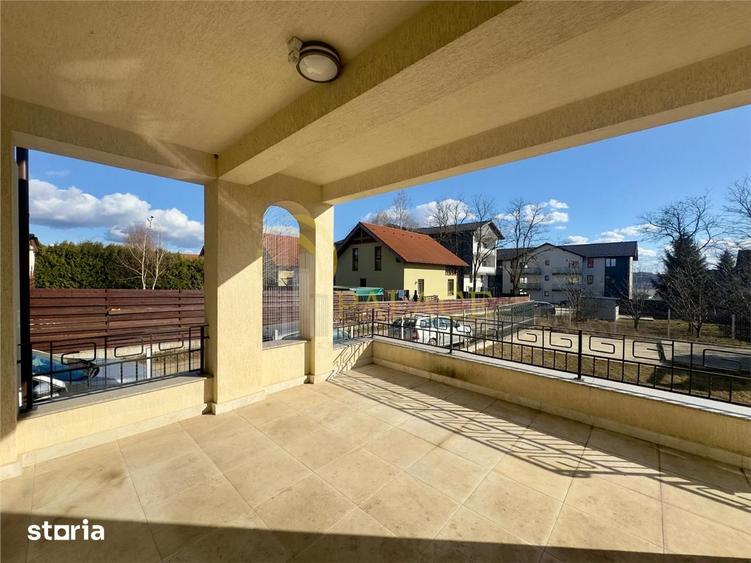 Casă cu 5 camere decomandat cu Teren 500 Mp în Valea Lupului