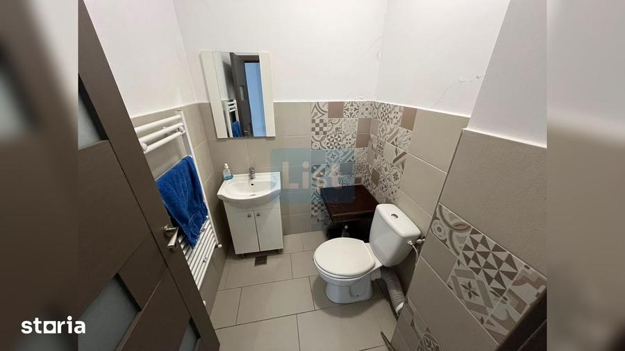 Apartament cu 3 camere semidecomandat în Sopor