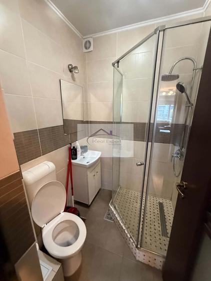 Apartament cu 4 camere decomandat în Bună Ziua