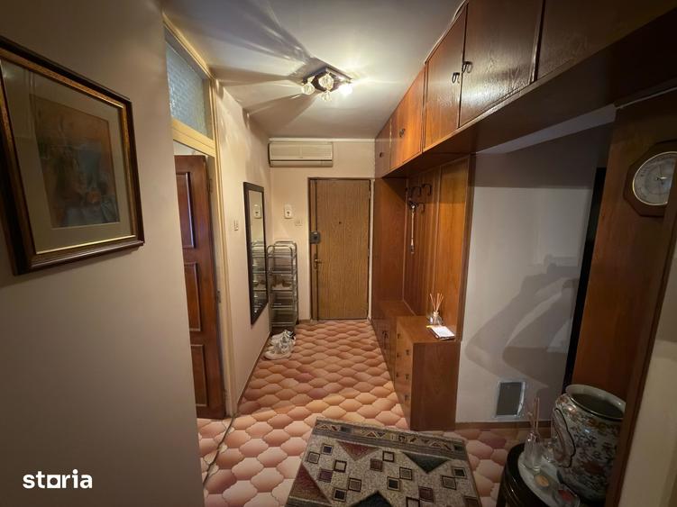 Apartament cu 3 camere în Militari