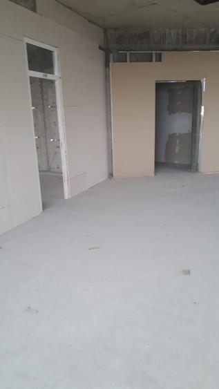 Birou, de 1,000 mp, în Drumul Taberei
