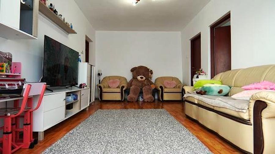Apartament 2 camere de vânzare – Micro 9, Târgoviște – modernizat - 3