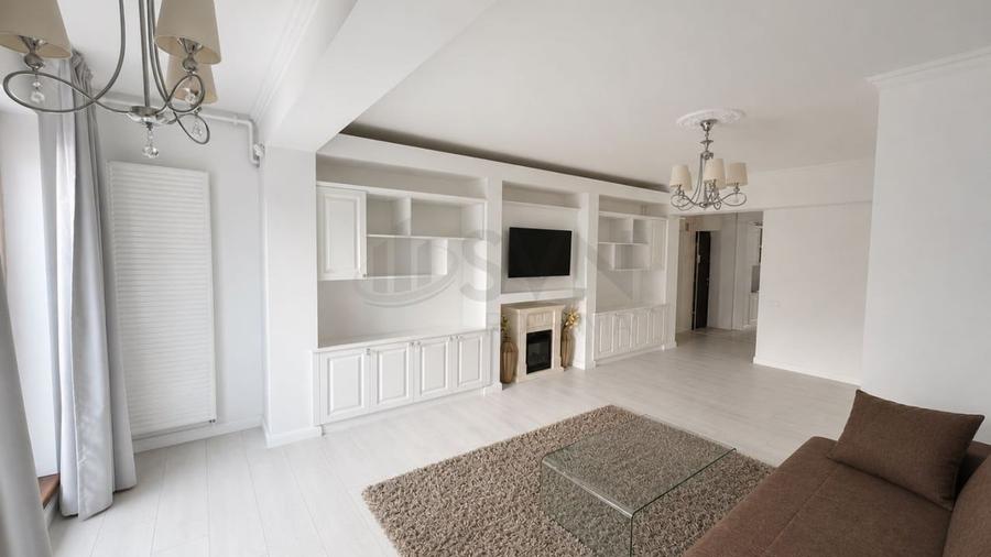 Apartament cu 3 camere decomandat, mobilat în Aviației