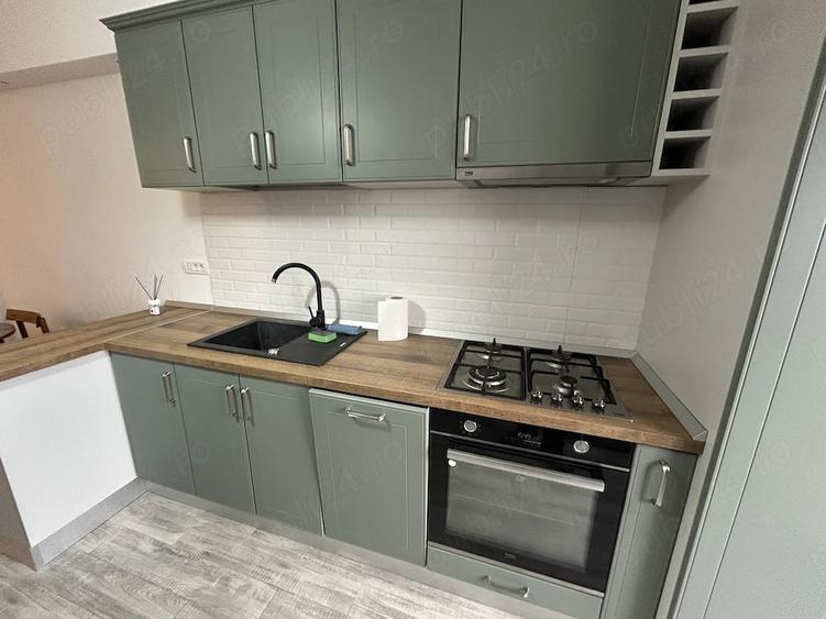 Apartament cu 3 camere semidecomandat în Alfa