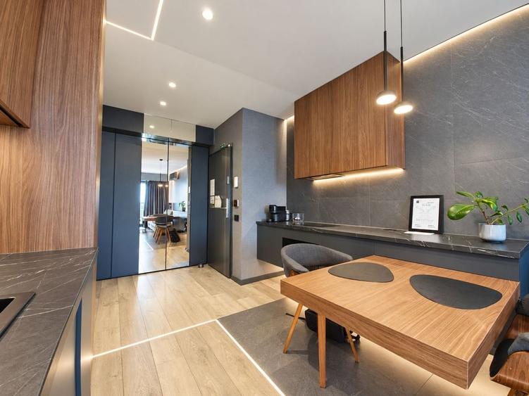 Apartament cu 2 camere semidecomandat, mobilat în Mănăștur