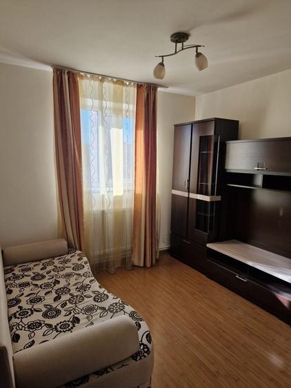 Apartament cu 3 camere decomandat în Fălticeni