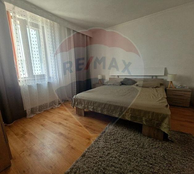 Apartament cu 2 camere decomandat, mobilat în Mihail Kogălniceanu