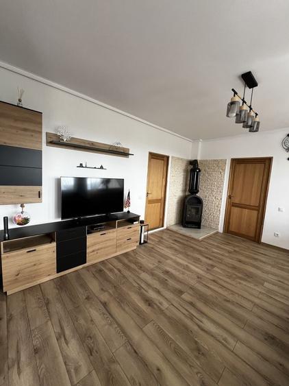 Casă cu 3 camere în Tritenii de Jos