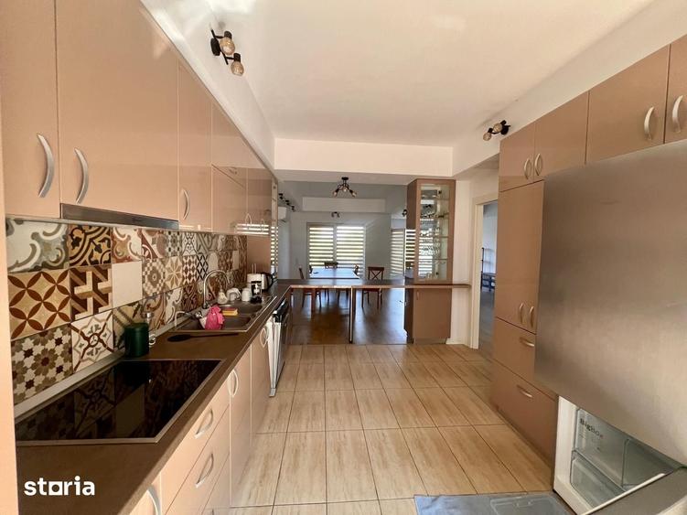 Duplex Cosmopolis - 14