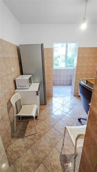 Apartament cu 3 camere decomandat în Decebal