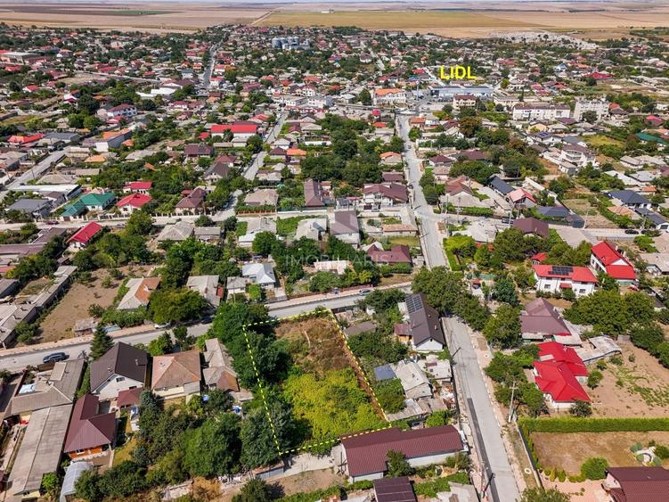 Teren Construcții intravilan de 978 mp, în Tuzla