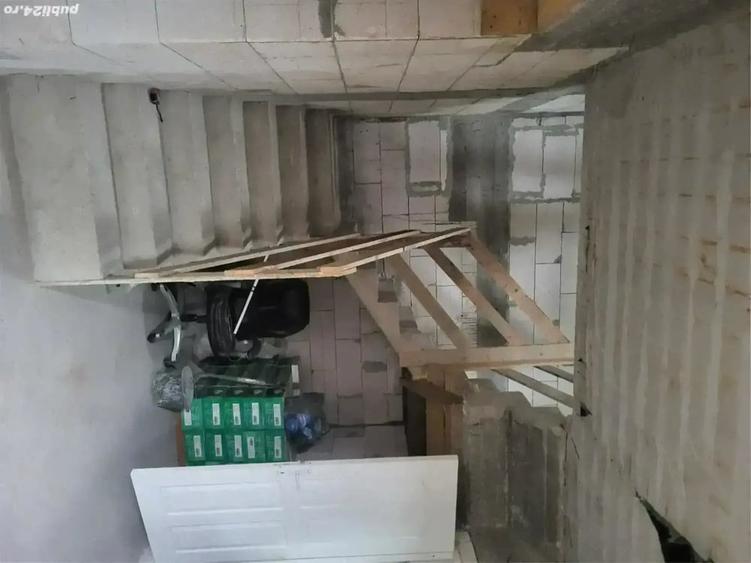 Casă cu Teren 577 Mp în Bujac