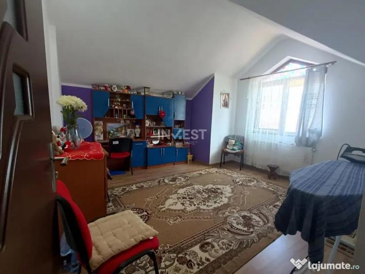 Casă cu 5 camere cu Teren 500 Mp în Tomești